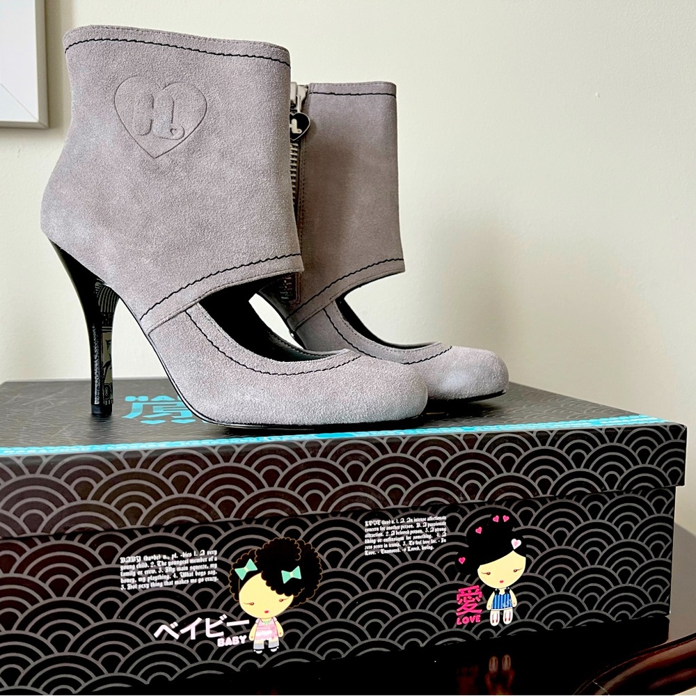 New Harajuku Lovers Gwen Stefani Ian Bootie